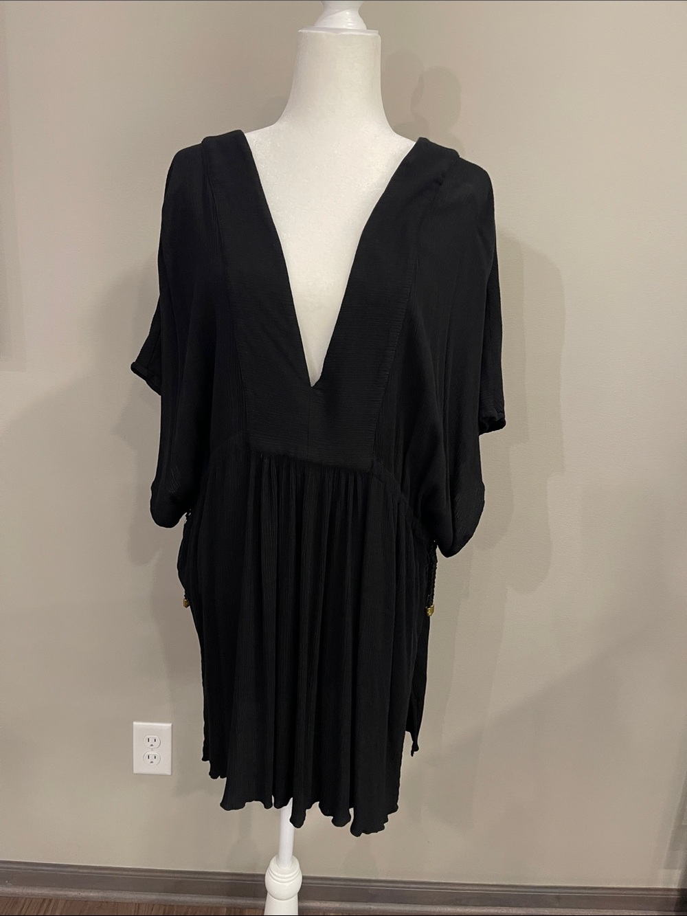 Ralph Lauren Black Women’s Deep V Swim Cover-Up Dress